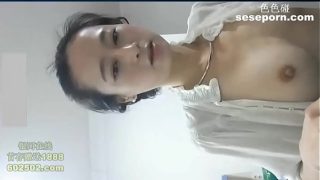 【無修正】スーパー美人のド素人のＢＢＡが美しいパイパイとマンコ晒して自撮りオラァー！！！！！www