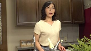 【五十路】美熟女が深夜にひっそりと自慰行為する